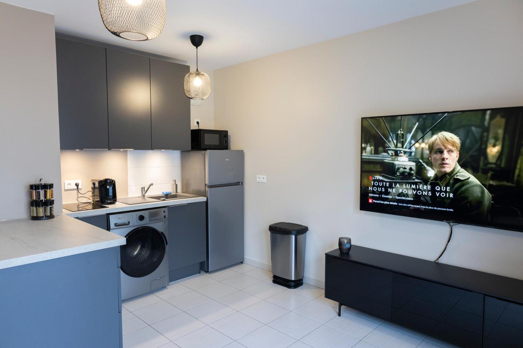 Charmant Studio En Residence Avec Parking Bussy-Saint-Georges Bagian luar foto