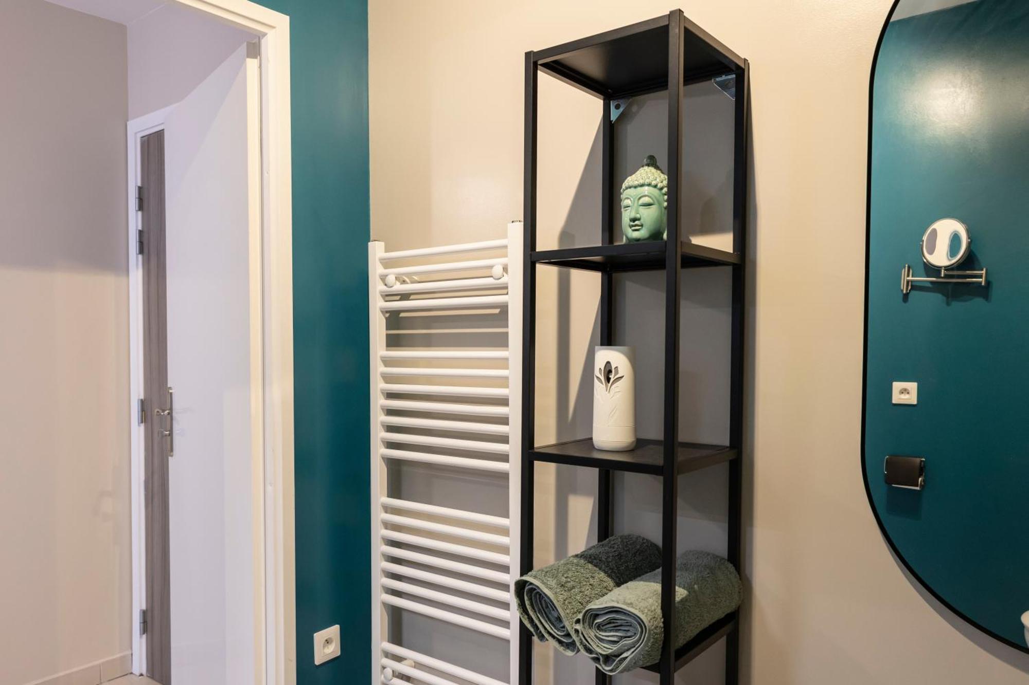 Charmant Studio En Residence Avec Parking Bussy-Saint-Georges Bagian luar foto
